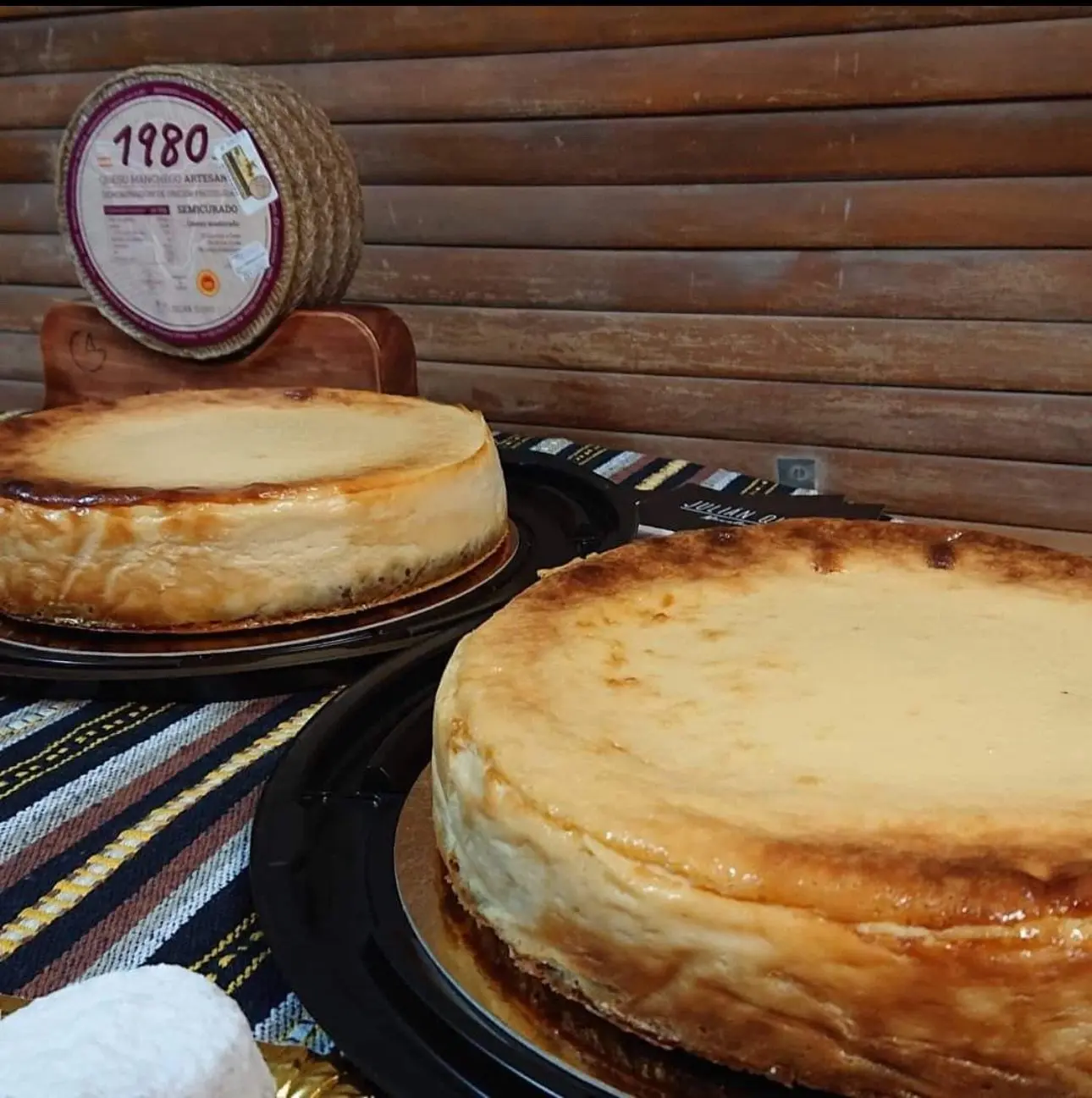 Tarta de Queso Manchego 1980 1 Tarta cremosa elaborada con Queso Manchego 1980
